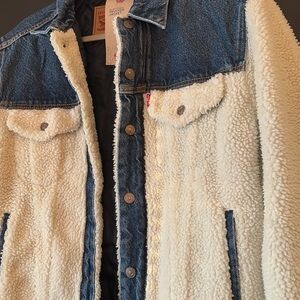 NWT Levi’s Ex-Boyfriend Trucker Jacket Women’s XS Faux Fur LEVI Blue